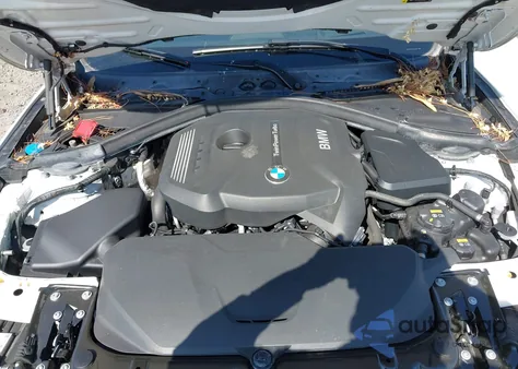 2017 BMW 330I xDrive z USA, uszkodzony, nr VIN WBA8K3C58HK679325